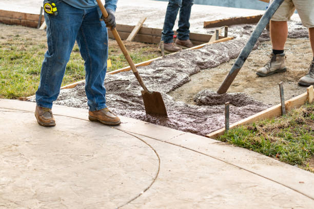 Best Custom Concrete Contractor  in Niagara University, NY